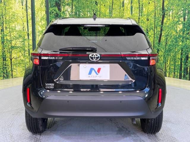 Toyota YARIS CROSS 2023-03 195034-15