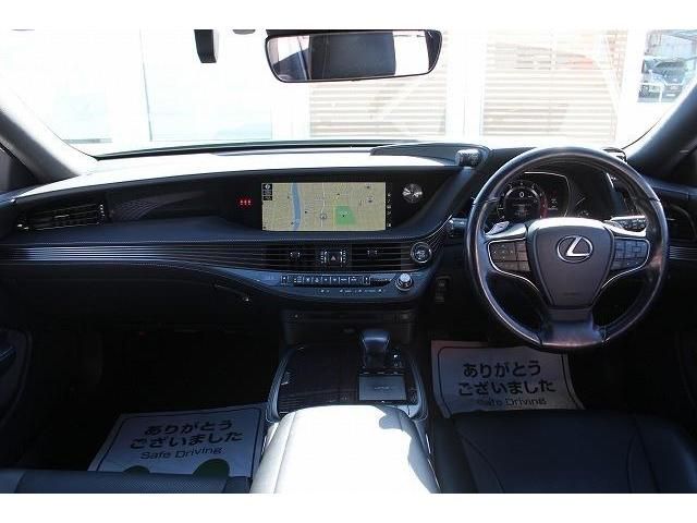 Lexus LS 2018-05 193127-14