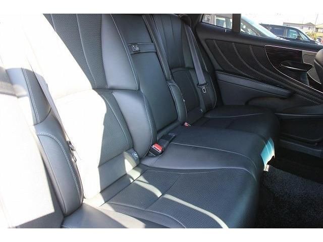 Lexus LS 2018-05 193127-13