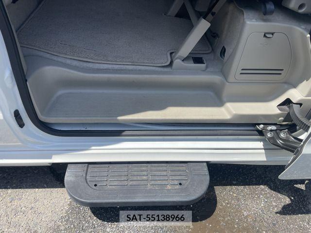 Suzuki EVERY WAGON 2016-12 269335-14