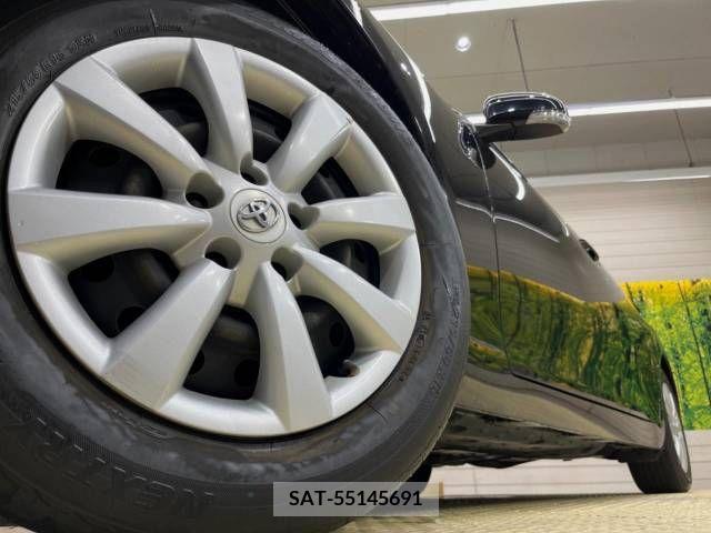 Toyota MARK X 2012-04 251276-13