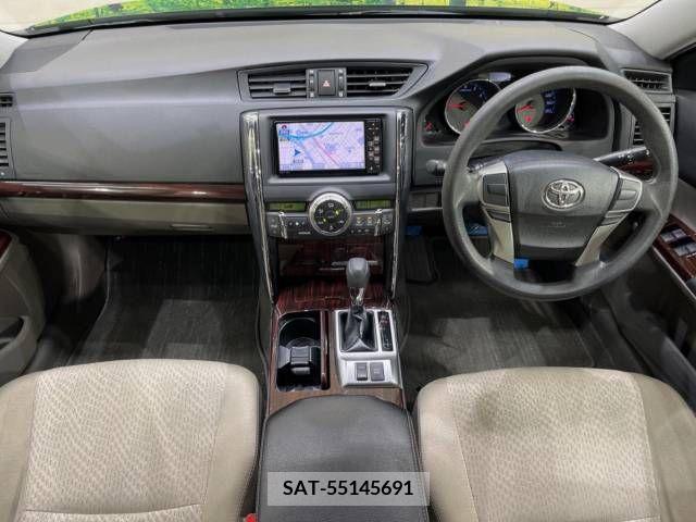 Toyota MARK X 2012-04 251276-1