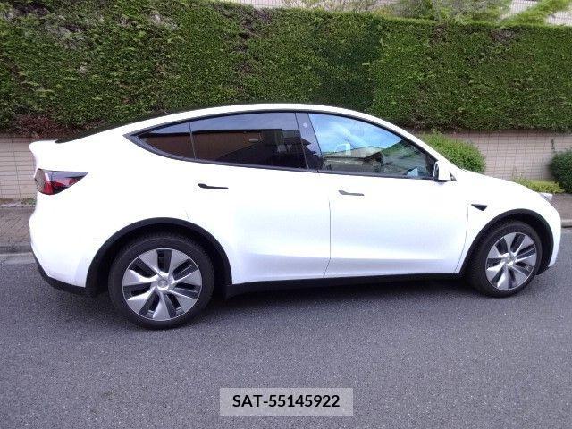 Tesla MODEL Y 2023-06 287871-6