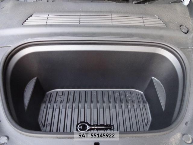 Tesla MODEL Y 2023-06 287871-11