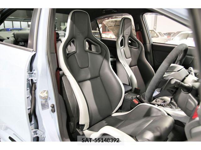 Subaru WRX STI 2018-05 213438-16