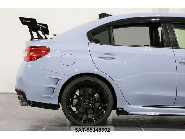 Subaru WRX STI 2018-05 213438-6