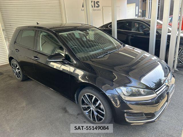 VolksWagen GOLF 2017-04 242417-1