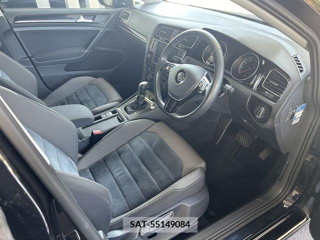 VolksWagen GOLF 2017-04 242417-9