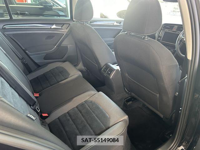 VolksWagen GOLF 2017-04 242417-11