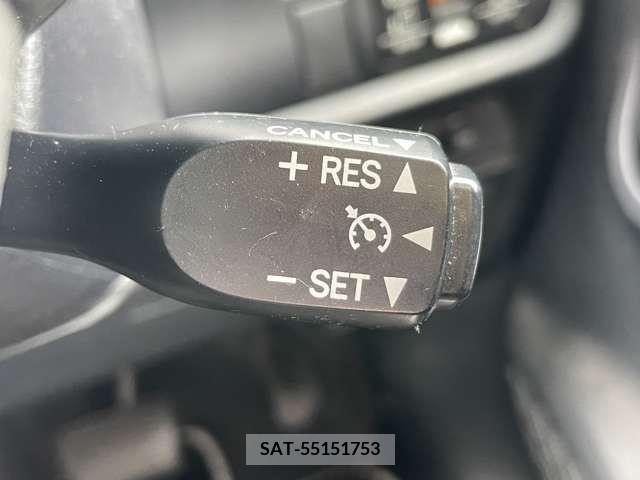 Toyota VOXY 2018-06 370348-13