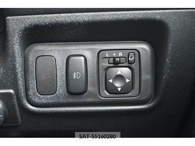 Mitsubishi COLT 2011-10 384063-25