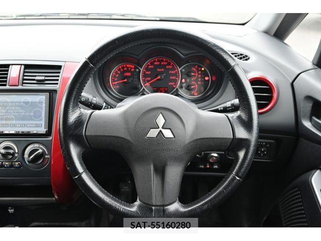 Mitsubishi COLT 2011-10 384063-24