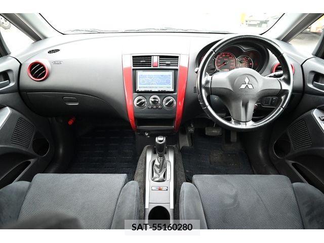 Mitsubishi COLT 2011-10 384063-9