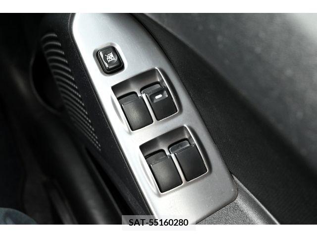 Mitsubishi COLT 2011-10 384063-27