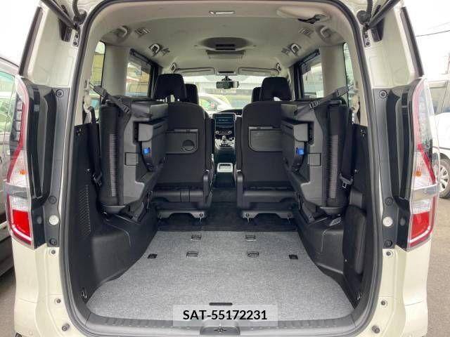 Nissan SERENA 2021-05 284219-11