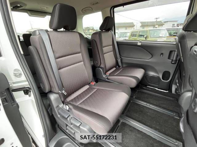 Nissan SERENA 2021-05 284219-9