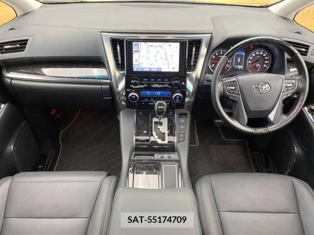 Toyota ALPHARD 2021-07 211743-1