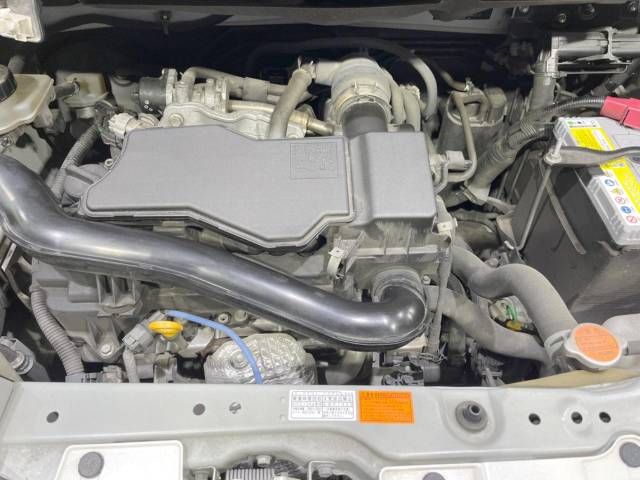 Toyota ROOMY 2018-05 12040-17