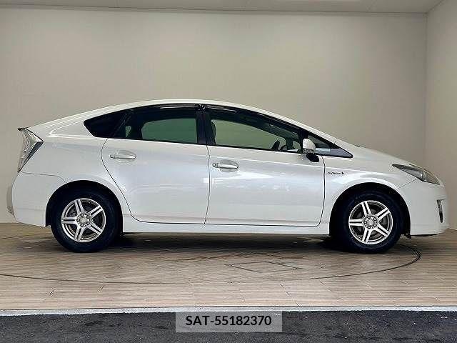 Toyota PRIUS 2010-03 281695-14