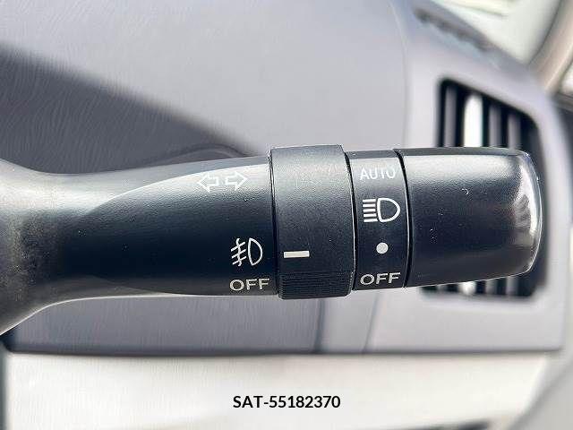 Toyota PRIUS 2010-03 281695-7