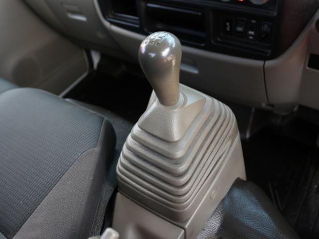 Nissan ATLAS 2016-05 190747-22