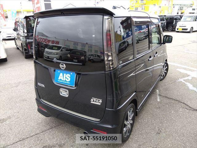Nissan ROOX 2011-10 213671-2