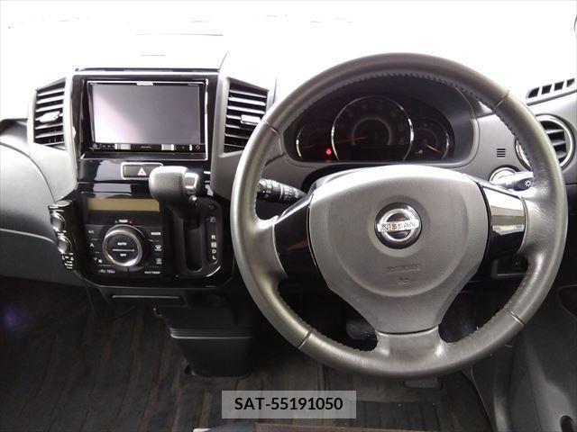 Nissan ROOX 2011-10 213671-10