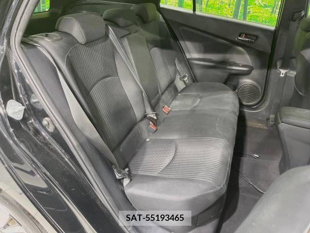 Toyota PRIUS 2018-08 378604-9