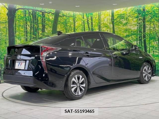 Toyota PRIUS 2018-08 378604-17