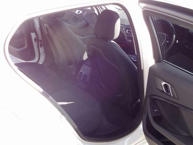 Bmw 1 SERIES 2019-11 8950-7