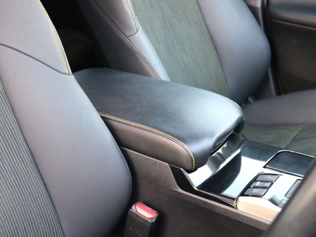Toyota MARK X 2014-10 13190-17