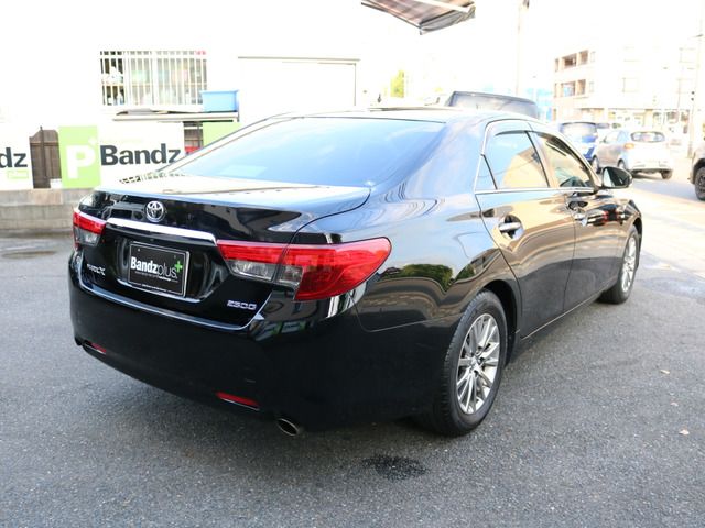 Toyota MARK X 2014-10 13190-8