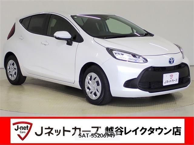 Toyota AQUA 2022-01 313383-0