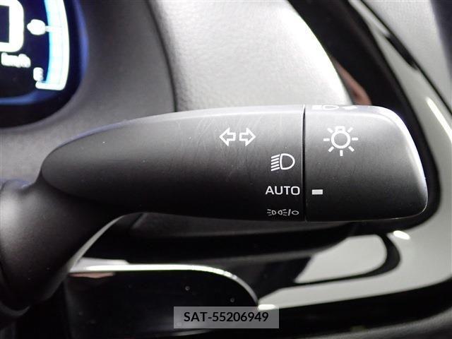 Toyota AQUA 2022-01 313383-20