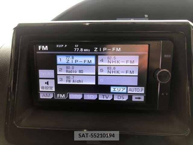 Toyota VOXY HYBRID 2014-06 322752-13