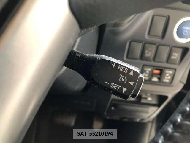 Toyota VOXY HYBRID 2014-06 322752-10
