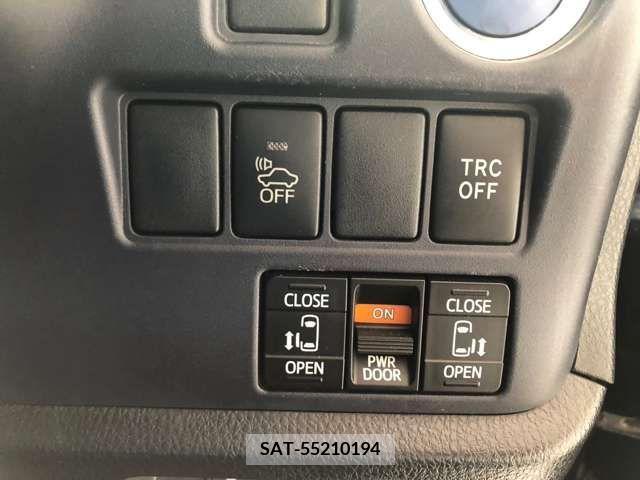 Toyota VOXY HYBRID 2014-06 322752-18