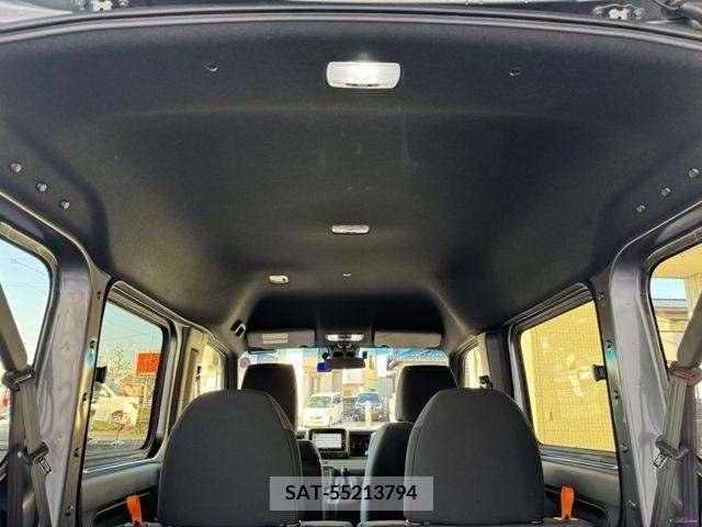 Honda N-VAN 2020-09 221740-11