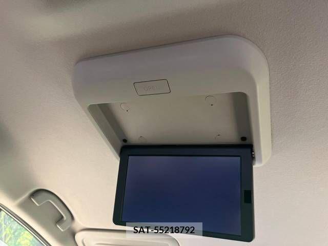 Nissan SERENA 2018-12 324983-3