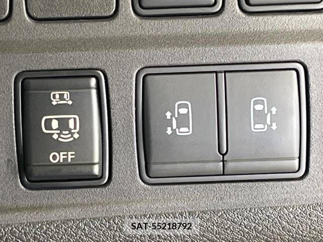 Nissan SERENA 2018-12 324983-6