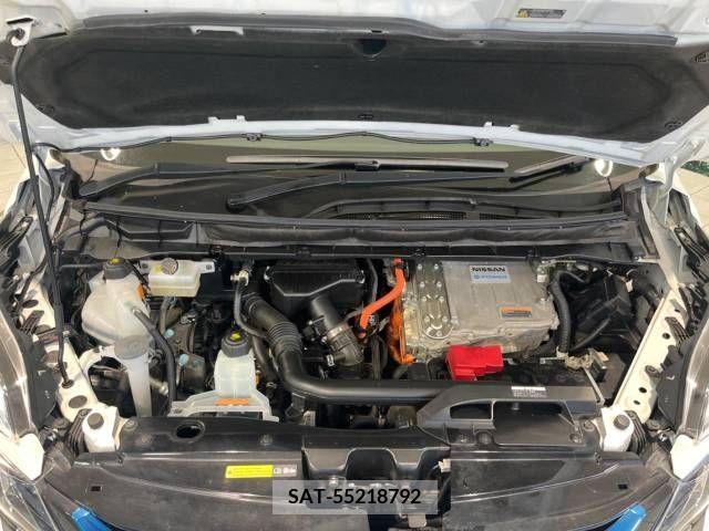 Nissan SERENA 2018-12 324983-19