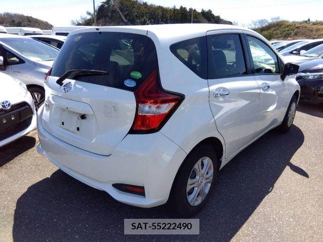 Nissan NOTE 2018-05 209206-1