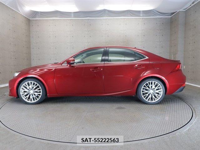 Lexus IS 2013-05 275767-25