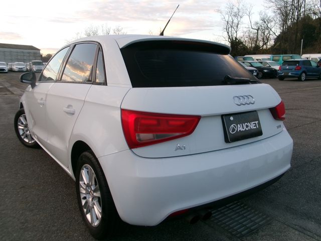 Audi A1 2014-09 188425-2