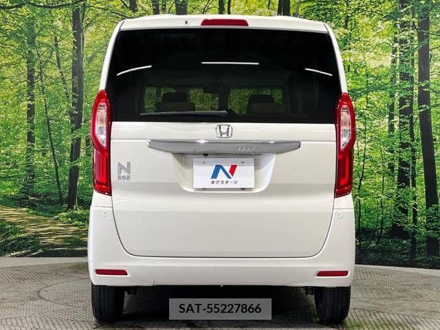 Honda N BOX 2018-04 306968-15