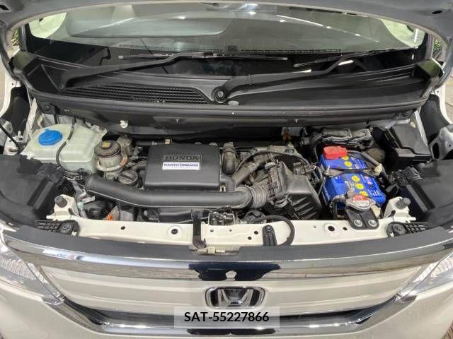 Honda N BOX 2018-04 306968-18