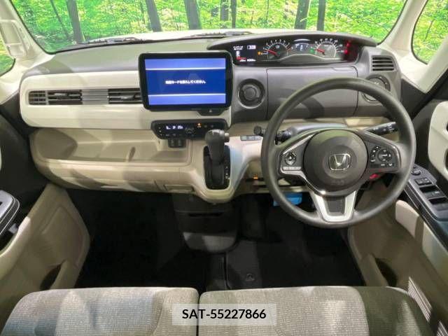Honda N BOX 2018-04 306968-1