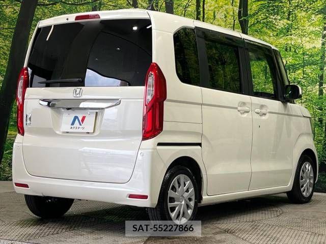 Honda N BOX 2018-04 306968-17