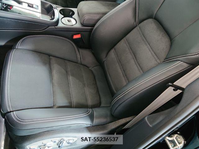Porsche MACAN 2023-05 366244-11