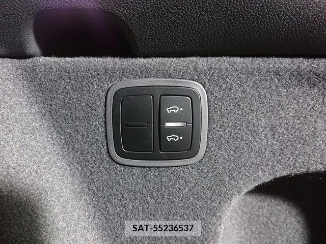 Porsche MACAN 2023-05 366244-29